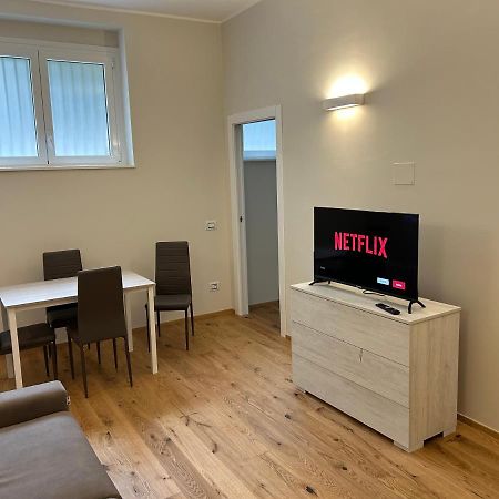 Moscova Luxury Bruno Apartment Milan Luaran gambar