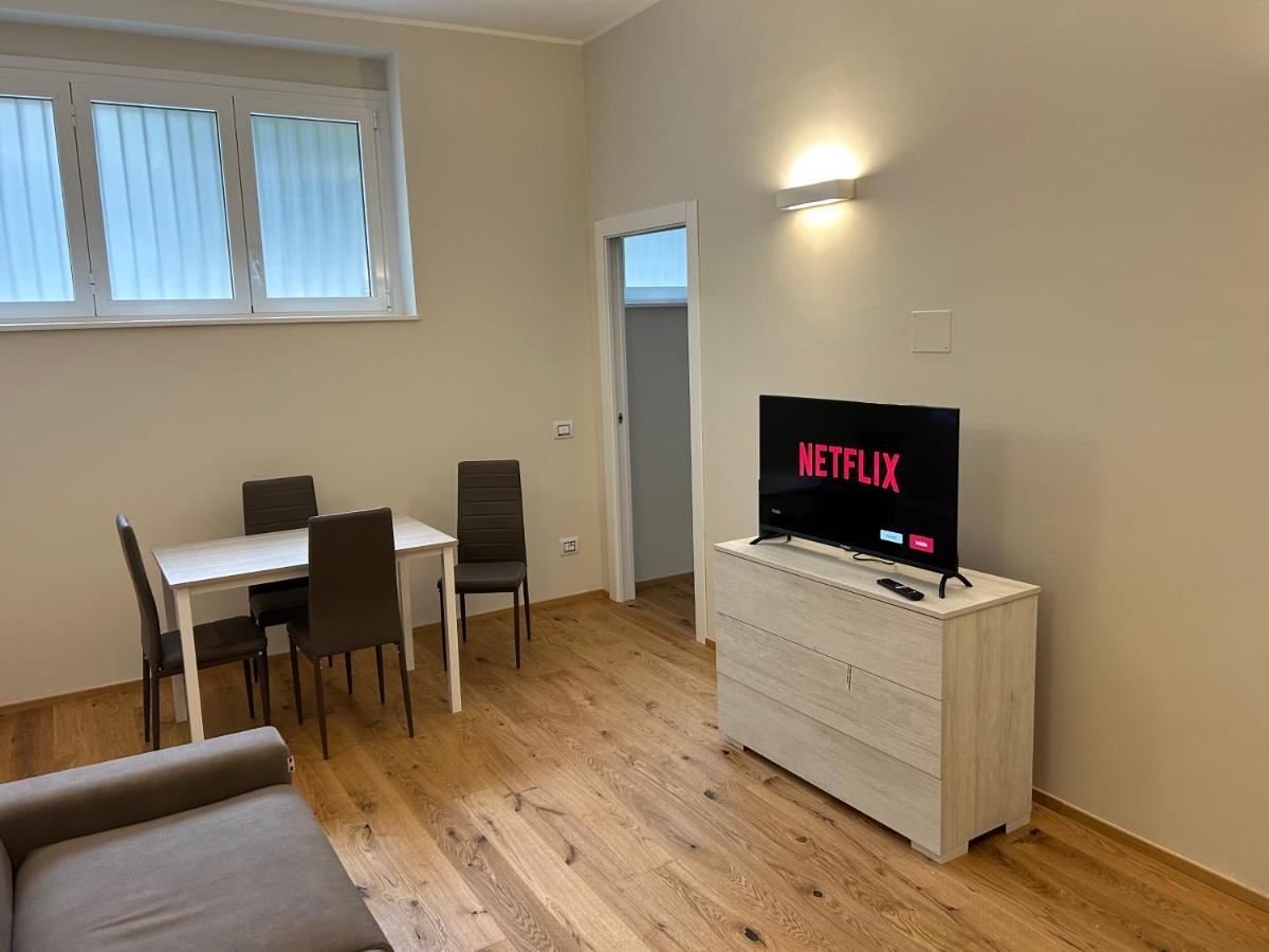 Moscova Luxury Bruno Apartment Milan Luaran gambar