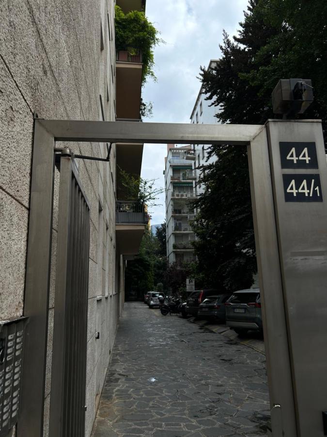 Moscova Luxury Bruno Apartment Milan Luaran gambar